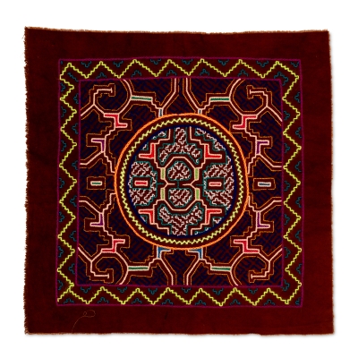 Icaro-Carpet-handmade square-brown-orange-yellow-yawanawa-huni-kuin-Nukini-Jungle-brazil