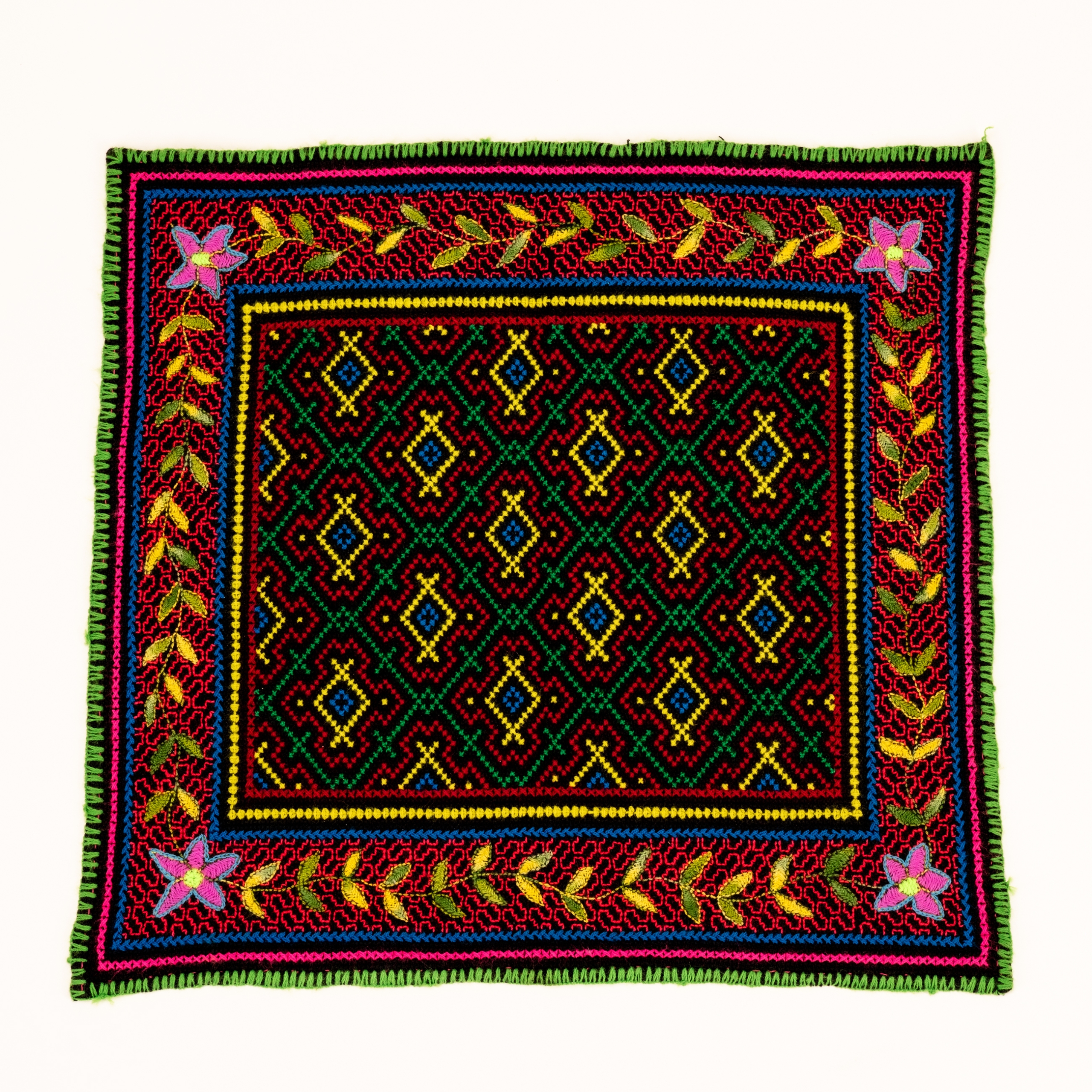 Icaro-Carpet-square-red-yellow-pink-handmade-yawanawa-huni-kuin-Nukini-Jungle